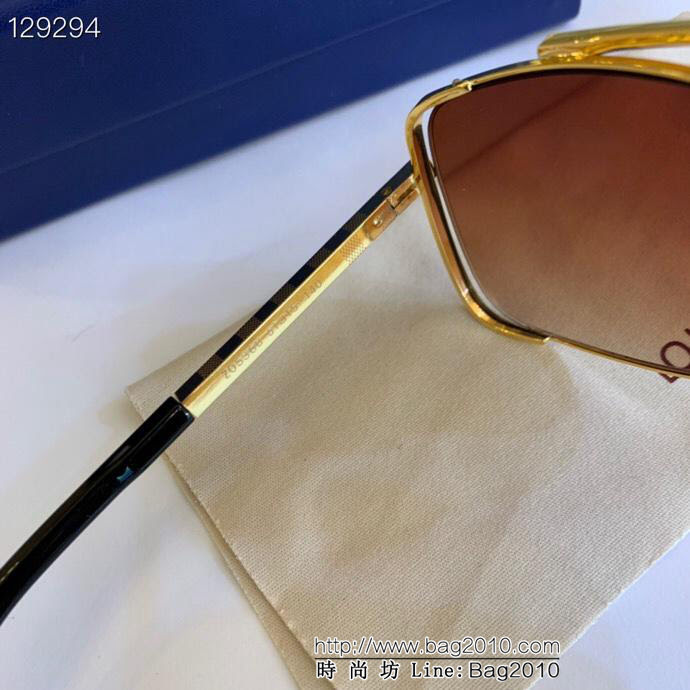 LV路易威登 新款 Z05360 品質很好 男士福利高品質蛤蟆鏡  lly1526